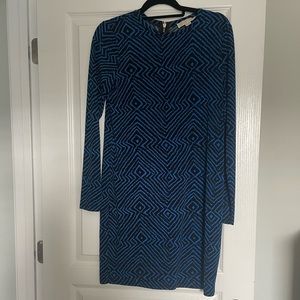 LIKE NEW SIZE MEDIUM MICHAEL KORS LIGHTWEIGHT DRESS